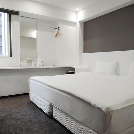 Check Inn Express Taipei Yongkang Екстериор снимка